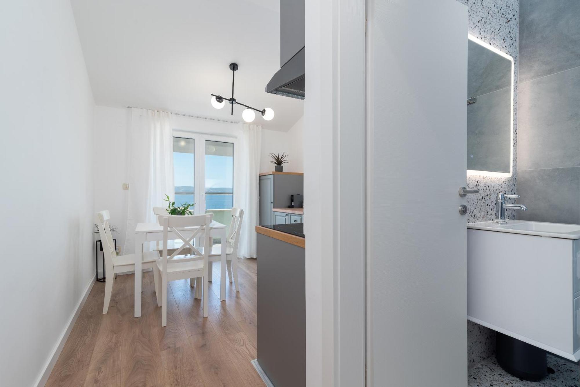 Sea View Apartment Karmen 예세니체 외부 사진